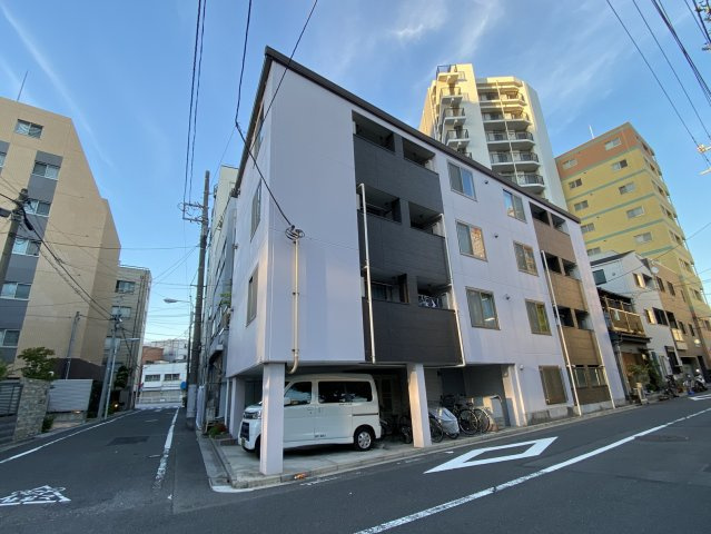 ラヴィエント三ノ輪パークサイドの外観