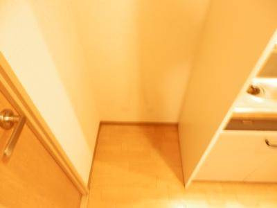 サンシティ四条西洞院のその他|冷蔵庫設置スペース