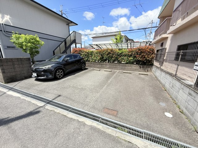 【駐車場】 | グリーンハイツ古市