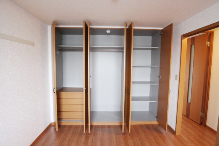 グランディール北野【キャッシュバック対象物件】の収納|ちょっとした収納スペースも充実しています