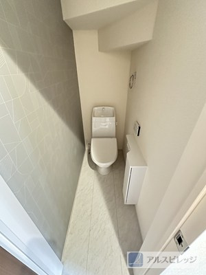 新築/新座市あたご3丁目のトイレ|落ち着いたトイレです