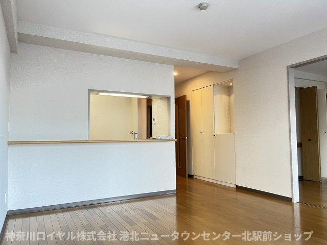 【居間・リビング】