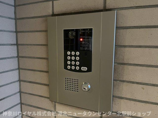 【TVモニター付きインターフォン】