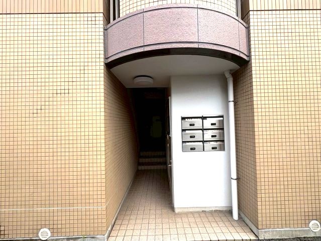 ファラン道明寺のエントランス