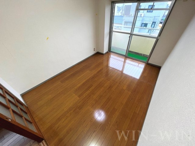 メゾンサカエの寝室|イメージ（同建物内別部屋の写真です）