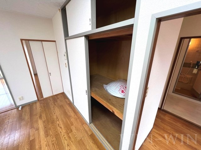 メゾンサカエの収納|イメージ（同建物内別部屋の写真です）