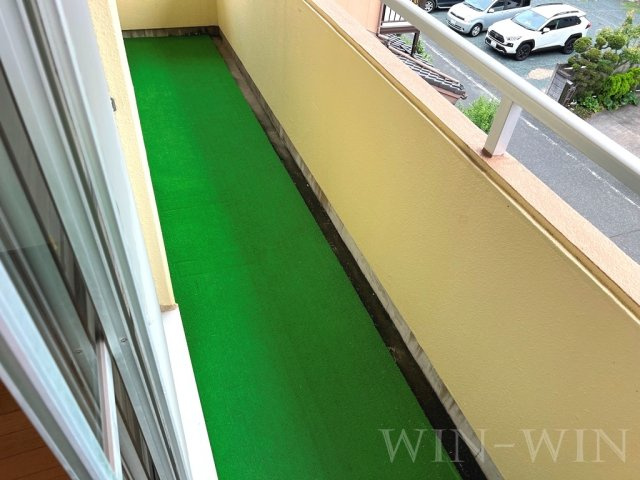 メゾンサカエのバルコニー|イメージ（同建物内別部屋の写真です）