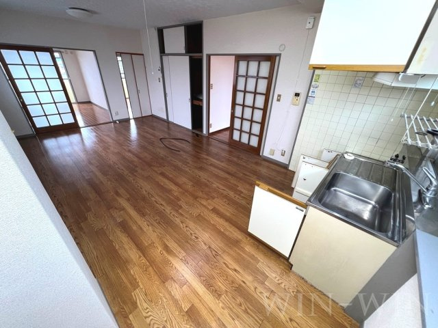 メゾンサカエの居間・リビング|イメージ（同建物内別部屋の写真です）