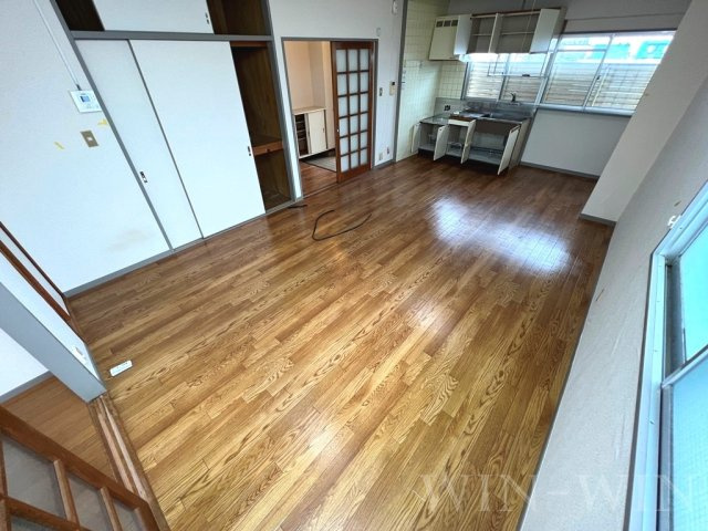 メゾンサカエの居間・リビング|イメージ（同建物内別部屋の写真です）
