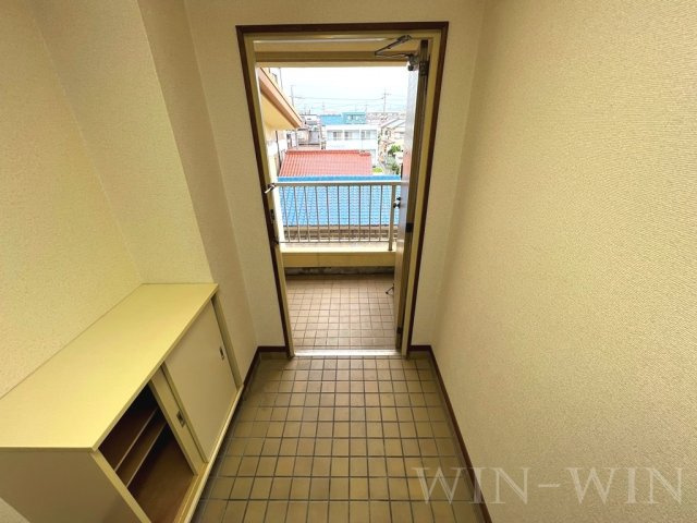 メゾンサカエの玄関|イメージ（同建物内別部屋の写真です）