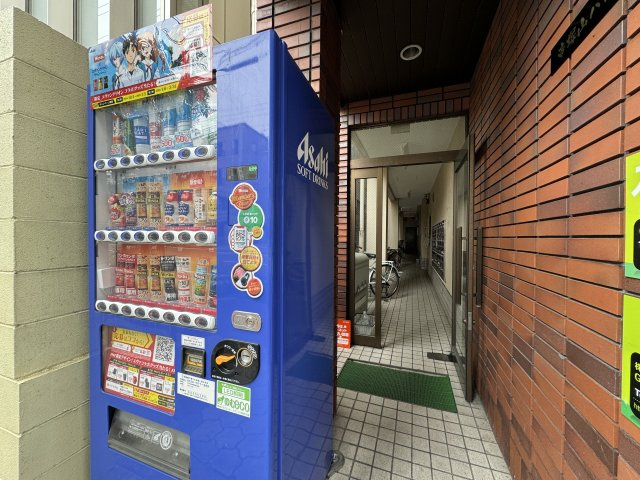 帝塚山ハイツのエントランス