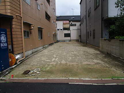 西区三篠町１丁目の外観