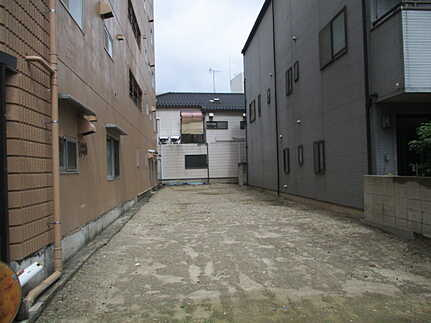 西区三篠町１丁目の外観