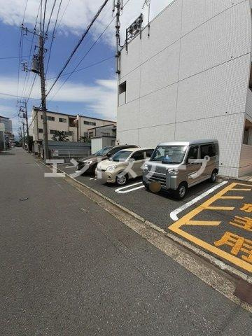 ｙ’ｓアビタシオンの駐車場|高崎、前橋のお部屋探しはエンドスケープまで！お客様の理想お聞かせ下さい♪