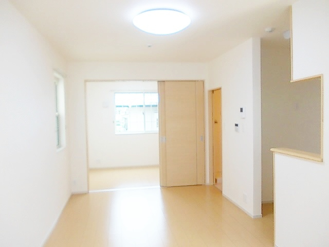 大和市深見台３丁目のアパートの寝室