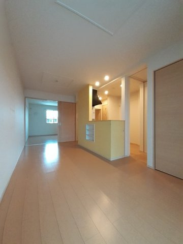 レグルスみなみⅢの居間・リビング