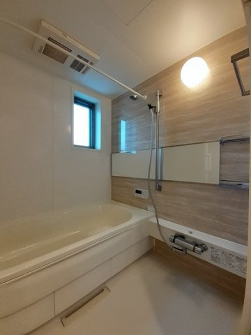 レグルスみなみⅢの浴室