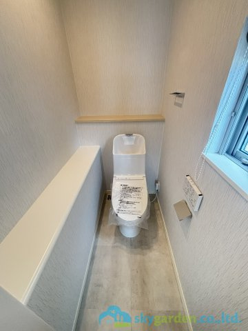 平塚市片岡　中古戸建　のトイレ