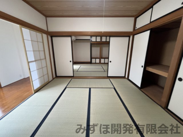 天童市北久野本4丁目7-5-5の和室