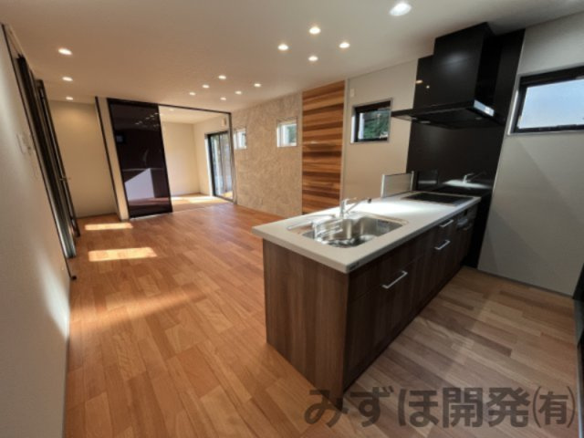 山形市松山２丁目8-41の居間・リビング|8/27　LDK