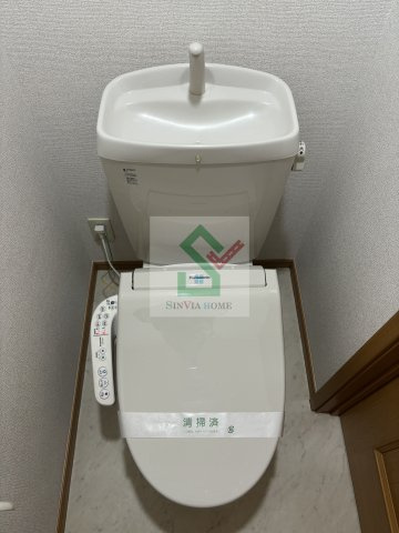 グルワールのトイレ