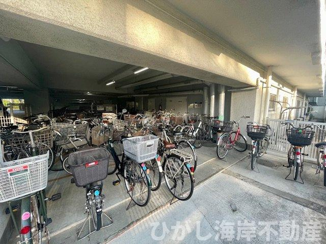 チュリス平塚の駐輪場|敷地内駐輪場