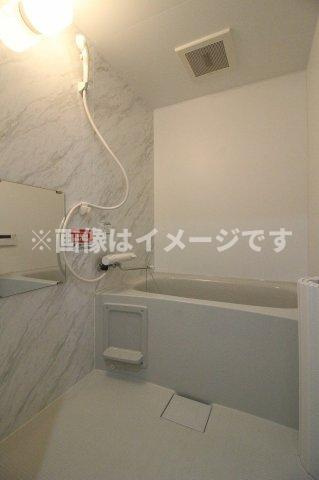 （仮称）都城天神Yマンションの浴室|日々の疲れを癒すお風呂付です