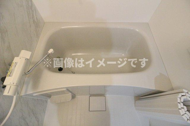 （仮称）都城天神Yマンションの浴室|日々の疲れを癒すお風呂付です