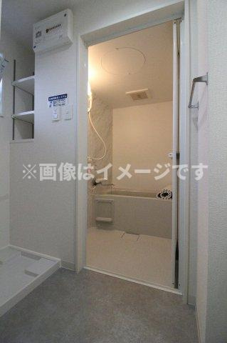 （仮称）都城天神Yマンションの洗面所|広い洗面スペース