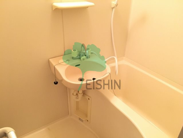 ユートピアマンション住吉の洗面所|シンプルで使いやすい洗面台です！