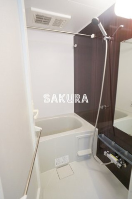 【浴室】 | レミオ五番館 | 嬉しい追い焚き・浴室乾燥機付きです♪