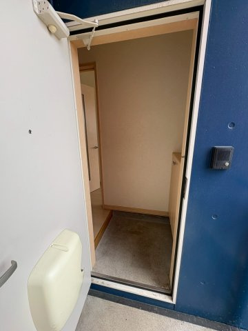 ソフィア鶴野の玄関