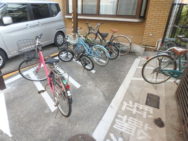 【その他共用部分】 | さくらそう | 駐輪スペースです
