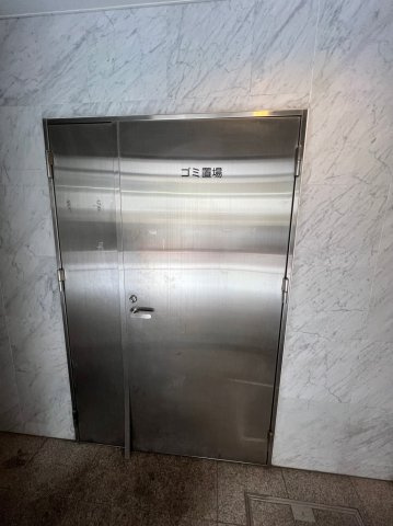 パレステュディオ新宿御苑駅前のその他共用部分|ゴミ置き場