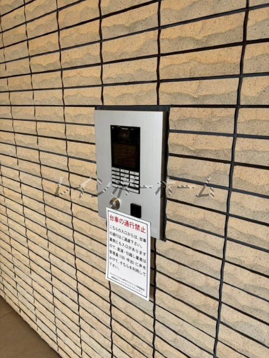 特典：仲介手数料が無料です!!のセキュリティ|オートロックがあります