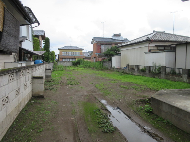 中古戸建　熊谷市妻沼1894-1（リフォーム住宅）の駐車場