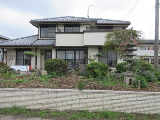 中古戸建　熊谷市妻沼1894-1（リフォーム住宅）の前面道路含む現地写真