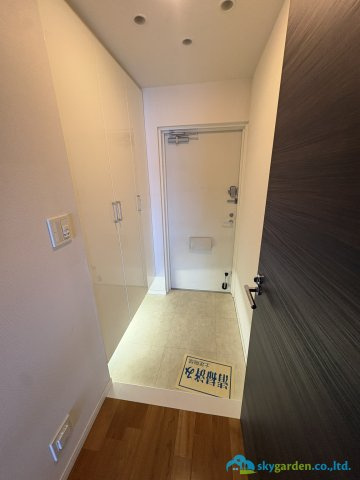 グランドベイス南藤沢の玄関|落ち着いた玄関です