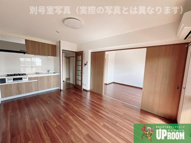 シティーパレス松本の居間・リビング