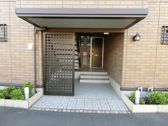 【エントランス】 | JIN輝A棟