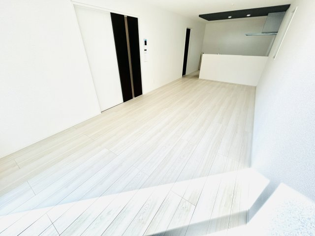 グラファーレ千葉市みつわ台１丁目２０期の居間・リビング