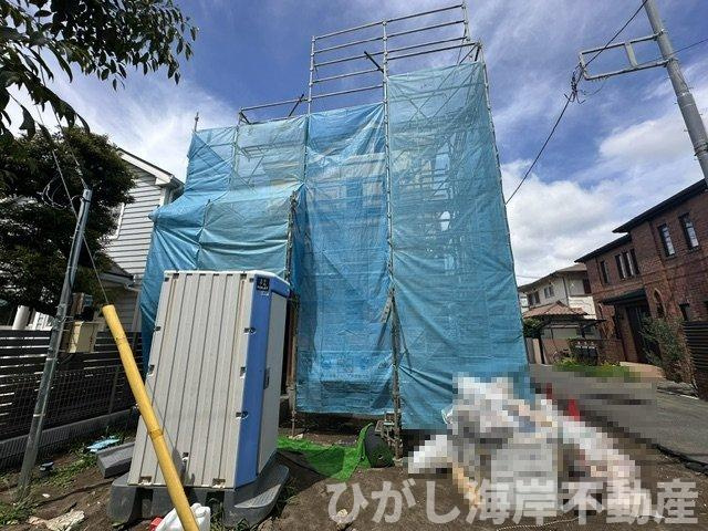藤沢市鵠沼松が岡２丁目　新築戸建の外観|6月8日撮影　建築中　現地外観