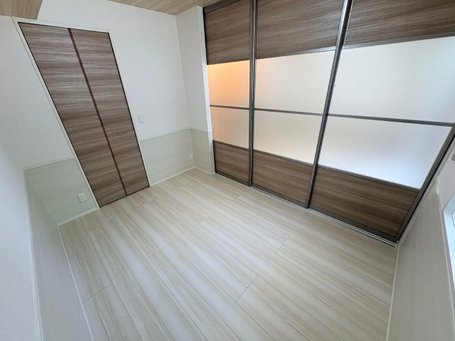 シェシレーヌのその他