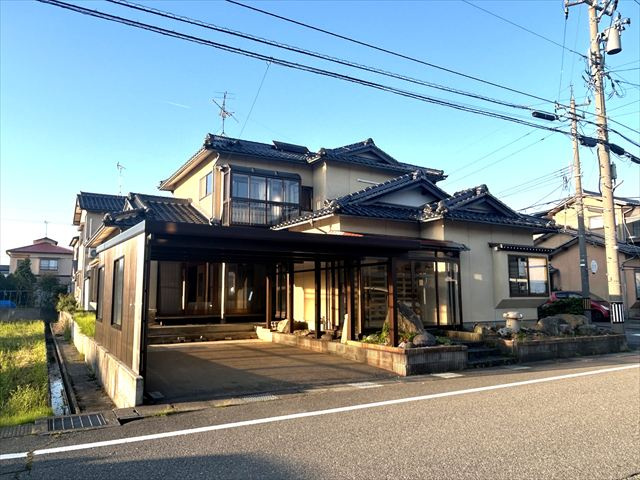 能美市福岡町リノベ住宅の画像