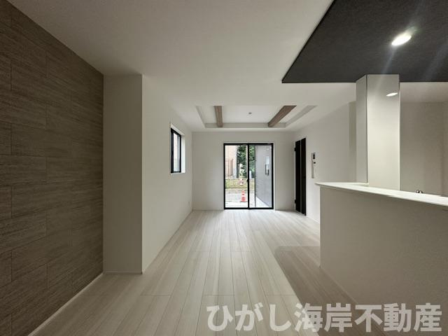 茅ヶ崎市萩園　新築戸建の居間・リビング|16.2帖　LDK