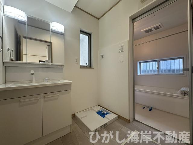 茅ヶ崎市甘沼　中古戸建の脱衣所|新規リフォーム完了！　脱衣スペース