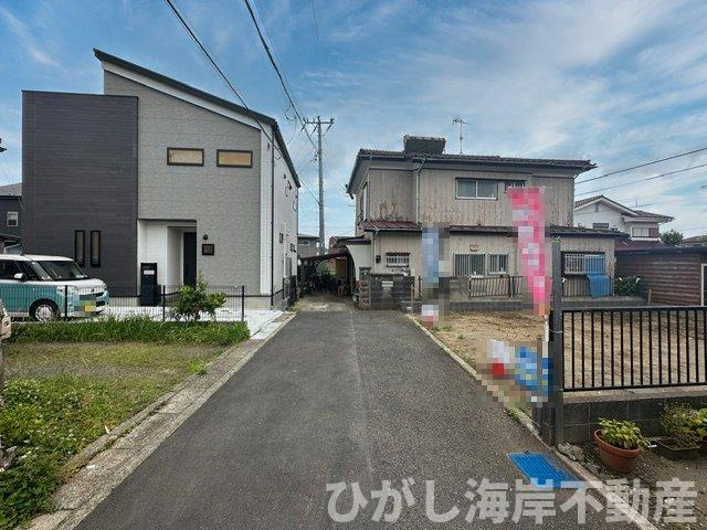茅ヶ崎市円蔵2丁目  　新築戸建の前面道路含む現地写真|5月29日撮影　建築前　現地外観