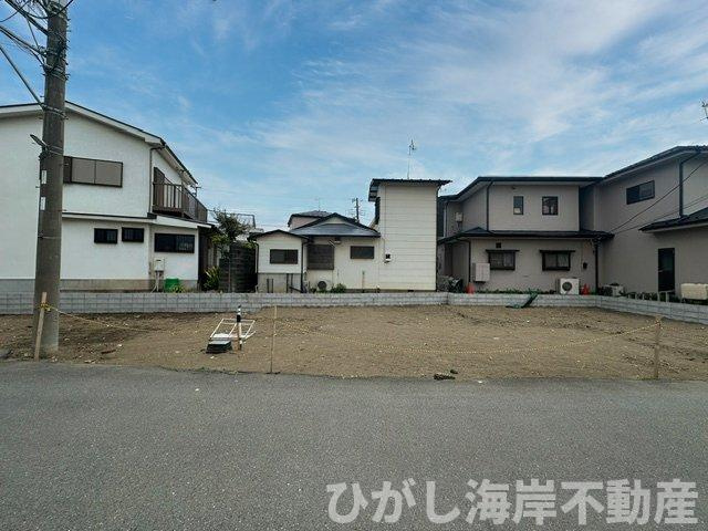 茅ヶ崎市中海岸　新築戸建　全３棟の外観|5月29日撮影　建築前　現地外観