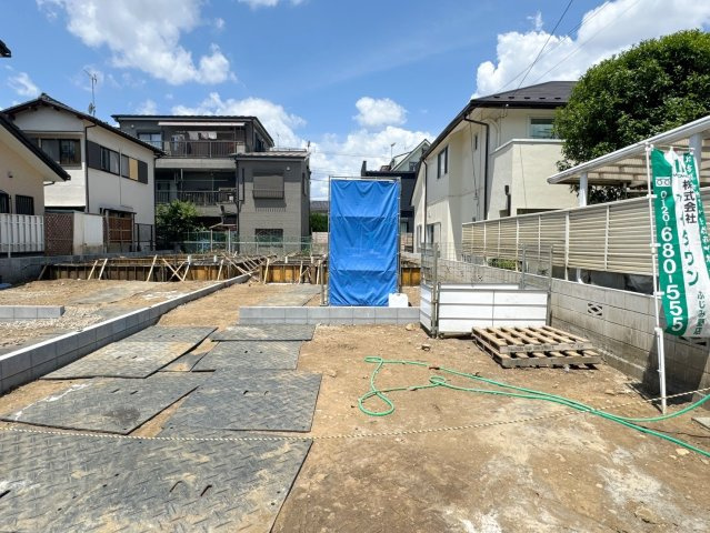 【外観】 | 川越市稲荷町　新築一戸建住宅　全2棟　（ふじみ野店） | 2号棟
カースペース2台分完備!!セカンドカーや来客時も安心！