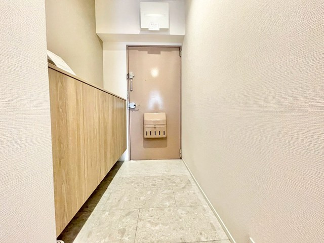 【玄関】 | 杉谷パークマンション | 物件を比較検討したいお客様には、「物件比較見学プラン」をご用意しております。こちらの物件だけでなく、お客様の希望に沿った物件を、いくつかまとめてご案内させて頂きます。